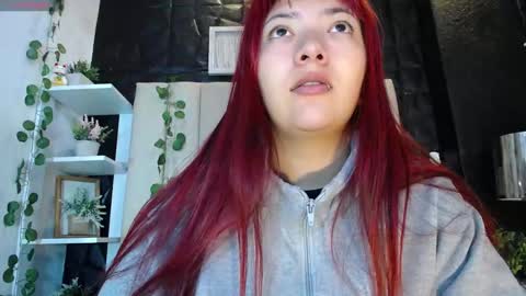 Snapshot of _johana18 chatting on February 2025 01:01:01 PM Mia online show from February 2025 01:01:01 PM