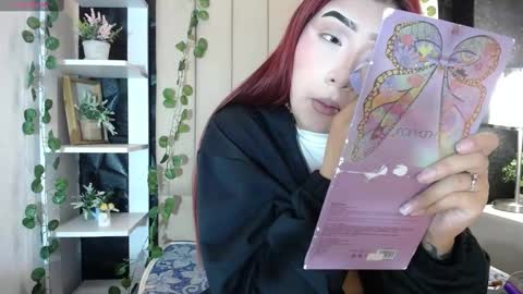 Snapshot of _johana18 chatting on February 2025 02:06:02 PM Mia online show from February 2025 02:06:02 PM