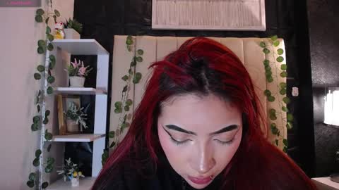 Snapshot of _johana18 chatting on February 2025 05:31:01 PM Mia online show from February 2025 05:31:01 PM