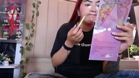 Snapshot of _johana18 chatting on February 2025 01:21:01 PM Mia online show from February 2025 01:21:01 PM