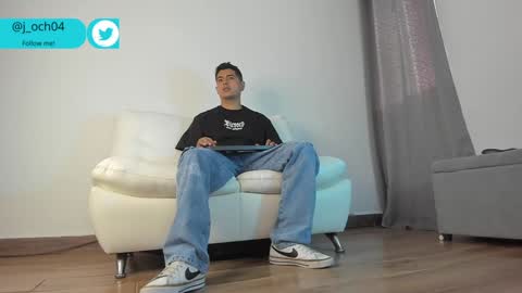 _juanes__ online show from December 2024 03:02:01 PM