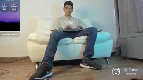 _juanes__ online show from February 2025 08:47:01 PM