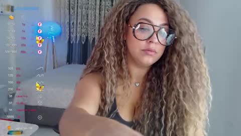 _just_a_queen_3 online show from November 2025 07:14:01 AM