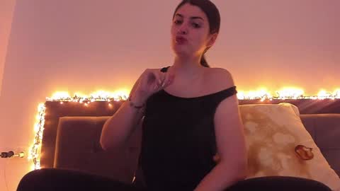 _just_a_simple_girl online show from January 2025 12:53:02 PM