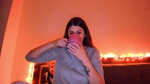 _just_a_simple_girl online show from February 2025 11:05:02 AM