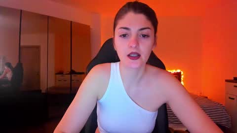 _just_a_simple_girl online show from February 2025 11:31:01 AM