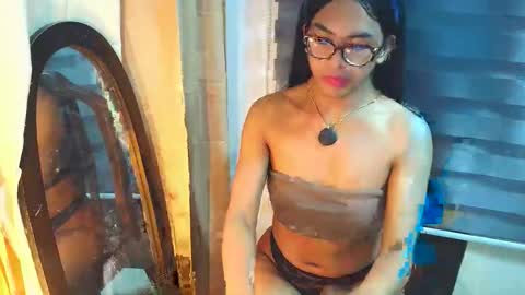 Snapshot of _karie_ chatting on May 2026 03:28:01 PM _karie_ online show from May 2026 03:28:01 PM
