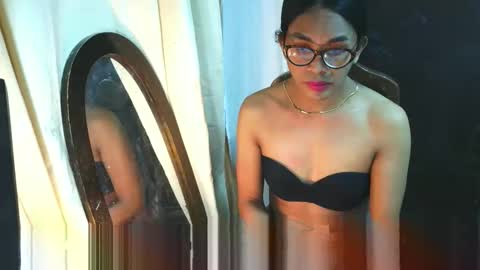 Snapshot of _karie_ chatting on May 2026 03:04:02 AM _karie_ online show from May 2026 03:04:02 AM