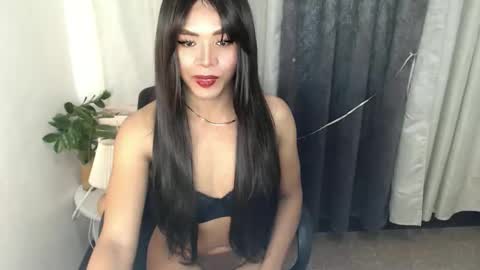 Snapshot of _karie_ chatting on June 2026 11:56:02 AM _karie_ online show from June 2026 11:56:02 AM