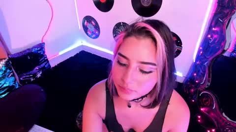 _karine01 online show from January 2025 10:37:02 PM