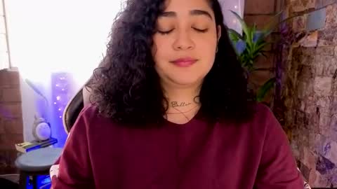     online show from September 2025 07:15:02 PM