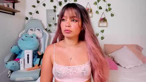 Snapshot of _kellys chatting on December 2025 10:28:02 PM kelly online show from December 2025 10:28:02 PM