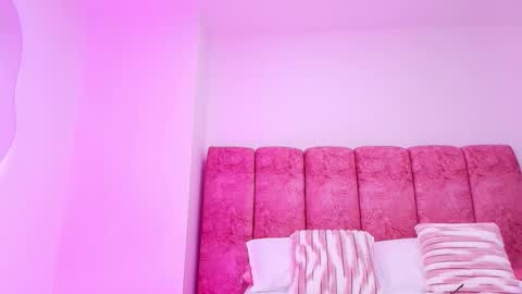 Kendall online show from November 2025 11:53:02 AM