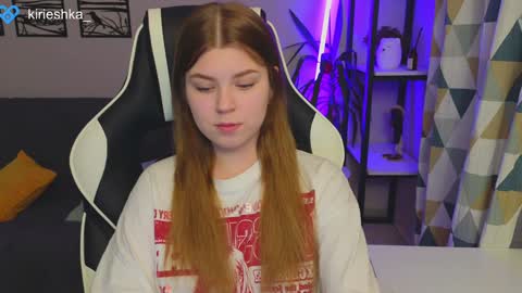Snapshot of _kirieshka chatting on December 2024 05:11:02 PM Molly   Emily online show from December 2024 05:11:02 PM