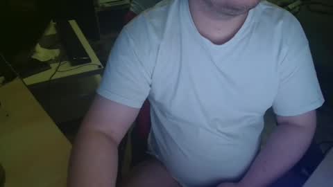 Snapshot of _kitsu_ chatting on September 2025 12:32:02 PM _kitsu_ online show from September 2025 12:32:02 PM