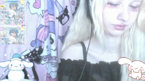  kuro  online show from January 2025 10:52:01 PM