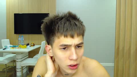 Snapshot of _kurt chatting on December 2024 12:19:02 AM Kurt online show from December 2024 12:19:02 AM