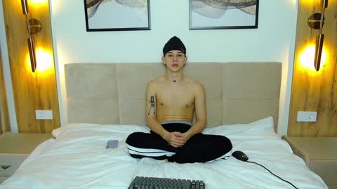 Snapshot of _kurt chatting on February 2025 01:56:01 AM Kurt online show from February 2025 01:56:01 AM