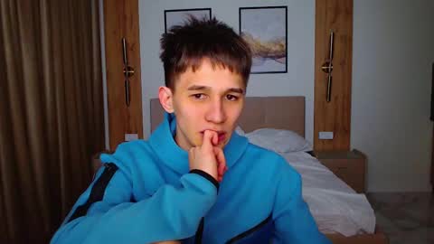 Snapshot of _kurt chatting on February 2025 09:25:02 PM Kurt online show from February 2025 09:25:02 PM