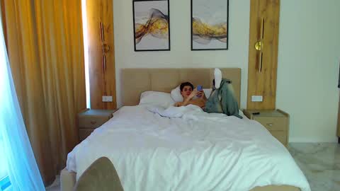 Snapshot of _kurt chatting on March 2025 06:17:02 AM Kurt online show from March 2025 06:17:02 AM