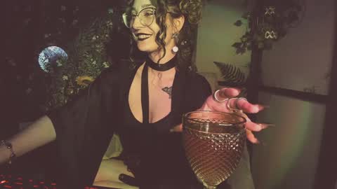 Snapshot of _lady_luna_ chatting on January 2025 12:20:02 AM Lady Luna online show from January 2025 12:20:02 AM