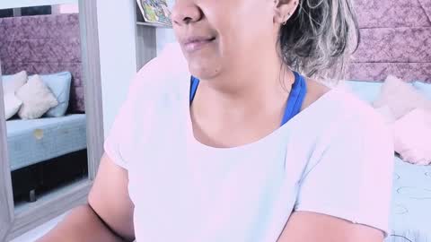 NAILHA SAJANI  online show from February 2025 11:49:02 AM