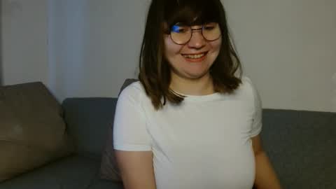 Snapshot of _lalilu_ chatting on December 2024 10:24:01 AM _lalilu_ online show from December 2024 10:24:01 AM