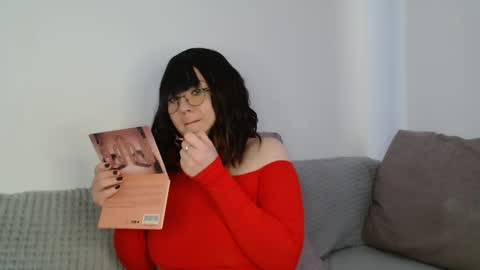 Snapshot of _lalilu_ chatting on February 2025 05:44:02 AM _lalilu_ online show from February 2025 05:44:02 AM