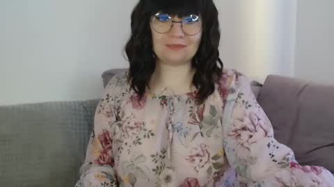 Snapshot of _lalilu_ chatting on February 2025 06:25:02 AM _lalilu_ online show from February 2025 06:25:02 AM