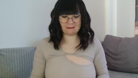 Snapshot of _lalilu_ chatting on February 2025 11:10:01 AM _lalilu_ online show from February 2025 11:10:01 AM