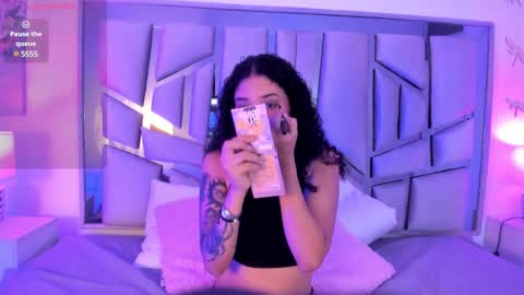 Lanna  online show from February 2025 11:31:01 AM