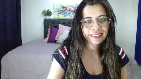 paulina  online show from January 2025 10:19:01 PM