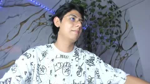 _latinsexy online show from June 2026 05:39:02 PM