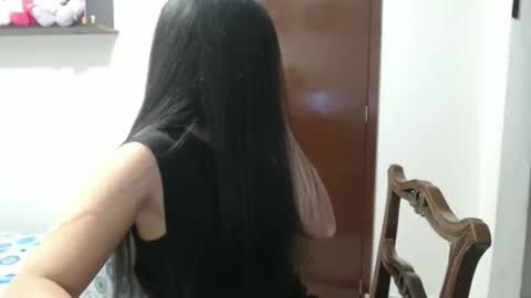 Snapshot of _laureneyes chatting on December 2025 04:18:02 AM Lauren 3 online show from December 2025 04:18:02 AM