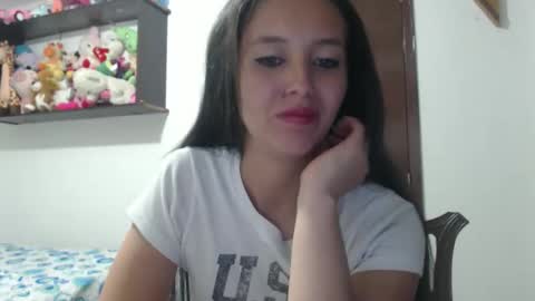 Snapshot of _laureneyes chatting on February 2026 03:51:02 AM Lauren 3 online show from February 2026 03:51:02 AM