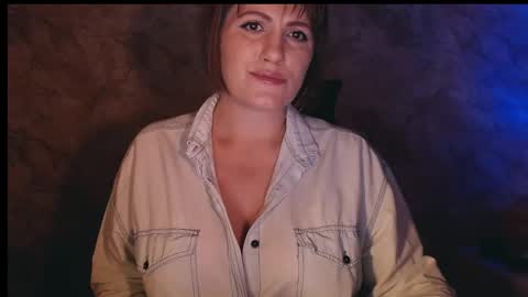 Letty online show from October 2025 10:54:02 PM