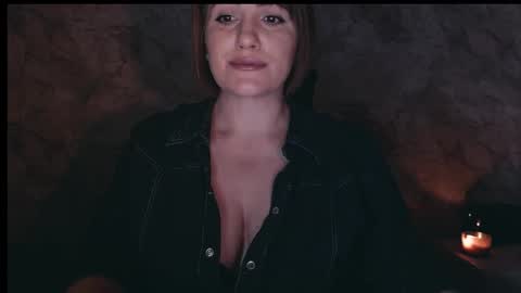 Letty online show from November 2025 10:26:01 PM