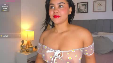 Lia 3 online show from April 2026 01:25:02 PM
