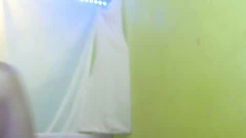 Snapshot of _lilies_gigi_ chatting on September 2025 11:20:02 PM _lilies_gigi_ online show from September 2025 11:20:02 PM