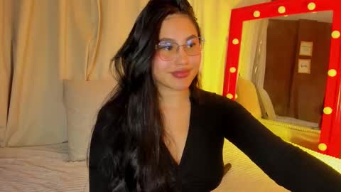 Ivy 3 online show from February 2026 07:40:01 PM