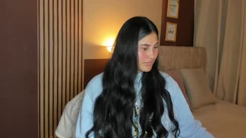 Ivy 3 online show from April 2026 08:04:01 PM