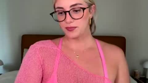 Lily online show from June 2026 03:18:02 AM