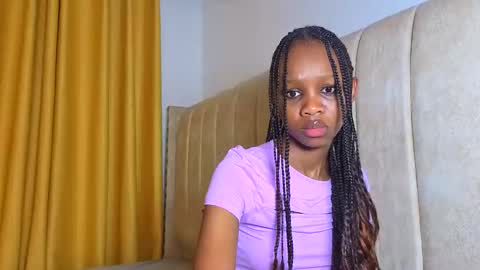 Littlevenus online show from December 2025 11:21:01 PM