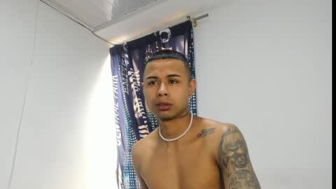 _logan_colton_ online show from October 2025 08:35:01 PM