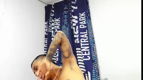 _logan_colton_ online show from November 2025 11:15:01 PM