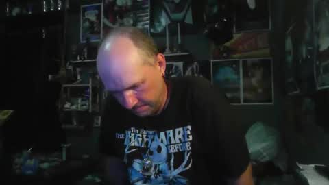 Snapshot of _longfellow chatting on October 2025 05:58:02 PM That guy online show from October 2025 05:58:02 PM