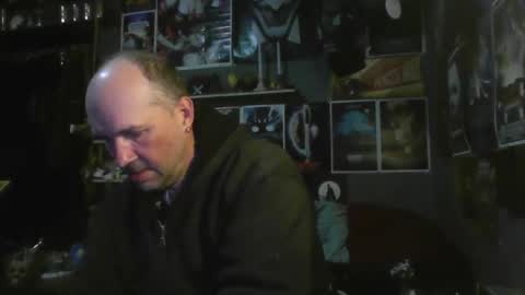 Snapshot of _longfellow chatting on October 2025 12:00:01 AM That guy online show from October 2025 12:00:01 AM