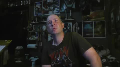 Snapshot of _longfellow chatting on November 2025 05:46:01 PM That guy online show from November 2025 05:46:01 PM