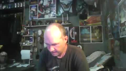 Snapshot of _longfellow chatting on November 2025 10:30:01 PM That guy online show from November 2025 10:30:01 PM