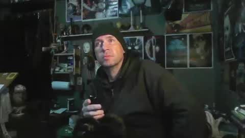 Snapshot of _longfellow chatting on November 2025 02:33:02 AM That guy online show from November 2025 02:33:02 AM